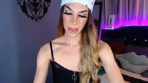 Camila online show from 12.16.24