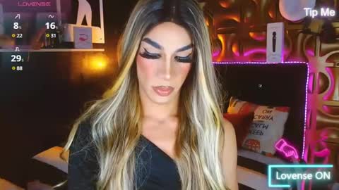 Camila online show from 02.10.25