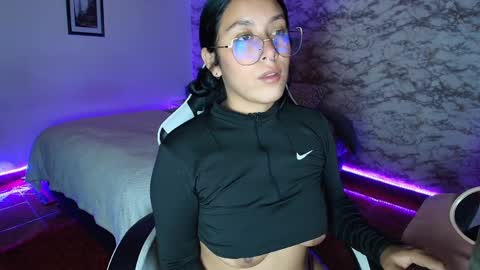 Snapshot of camila_iroose chatting on 03.24.26 Camila Roose online show from 03.24.26