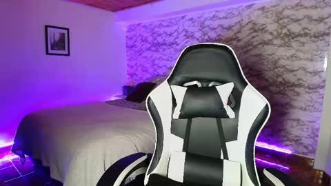 Snapshot of camila_iroose chatting on 04.03.26 Camila Roose online show from 04.03.26