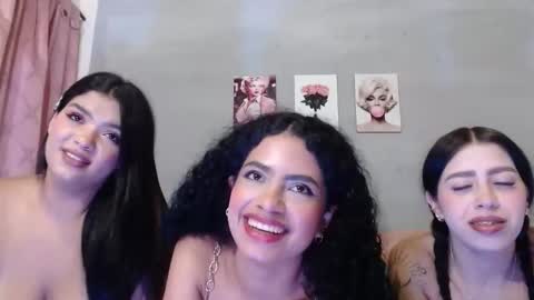 camila_meza online show from 11.06.25