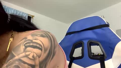 Snapshot of camila_trans19 chatting on 11.27.25 Camila online show from 11.27.25