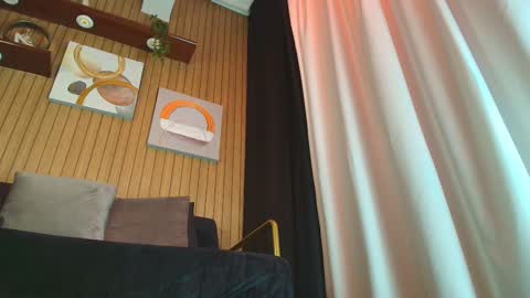    online show from 11.19.25