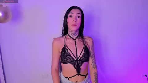 Snapshot of camilacoxx chatting on 06.28.26 online show from 06.28.26