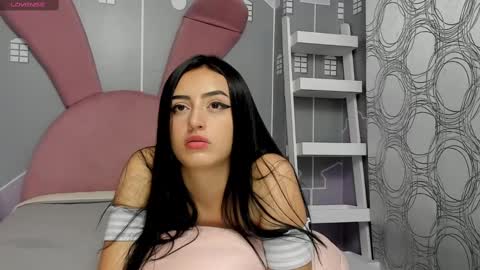 Camila  online show from 03.11.25