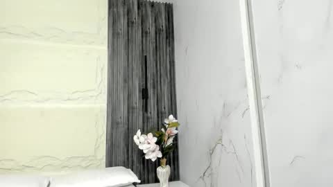 Camila  online show from 10.18.25