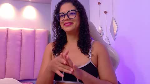 Snapshot of camilalevy chatting on 02.27.26 Camila online show from 02.27.26