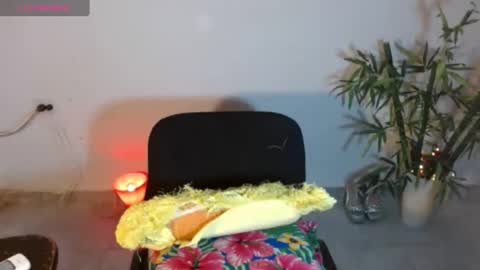 Snapshot of camilaparrisx chatting on 06.12.26 camilaparrisx online show from 06.12.26