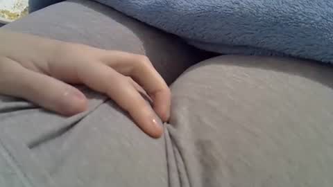 flash 50 tokens BIG CLIT  tits pussy. masturbation big clit 150 tokens fingers inside pussy 1000 tk  pump big clit 300 tk online show from 09.13.25