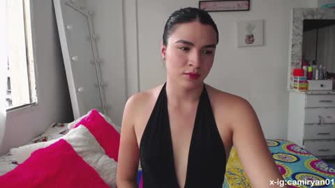 Snapshot of camilaryan chatting on 01.06.25 X IGcamiryan01 online show from 01.06.25