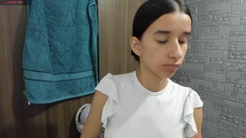 CamilaVill online show from 04.09.26