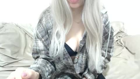 CamilleBunny online show from 01.13.26