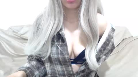 CamilleBunny online show from 04.09.26