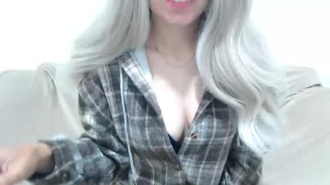 CamilleBunny online show from 06.04.26
