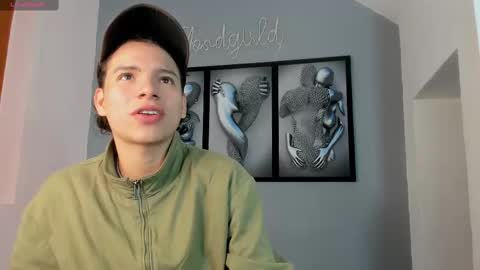 Snapshot of camillo_virgil chatting on 10.11.25 Camillo Virgil online show from 10.11.25