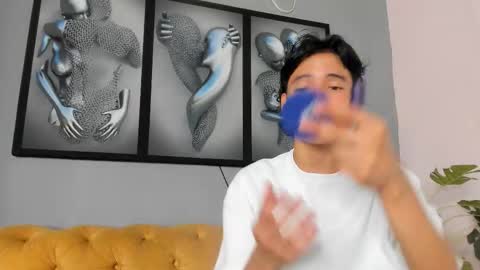 Snapshot of camillo_virgil chatting on 11.21.25 Camillo Virgil online show from 11.21.25