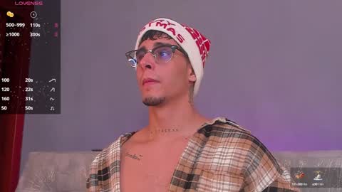 Snapshot of camilo_ospina_ chatting on 12.24.24 INDEPENDENT MODEL online show from 12.24.24