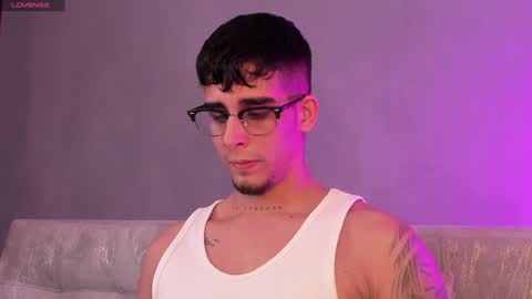 Snapshot of camilo_ospina_ chatting on 01.08.25 INDEPENDENT MODEL online show from 01.08.25