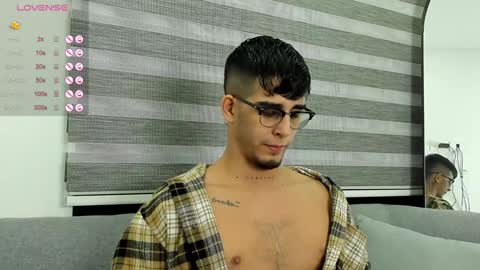 Snapshot of camilo_ospina_ chatting on 01.30.25 INDEPENDENT MODEL online show from 01.30.25