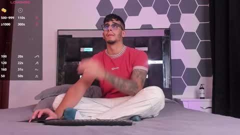 Snapshot of camilo_ospina_ chatting on 02.13.25 INDEPENDENT MODEL online show from 02.13.25