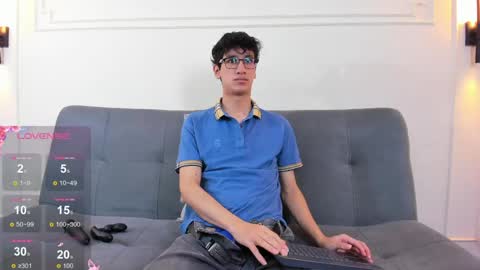 Snapshot of camilo_stark chatting on 04.25.26 Camilo online show from 04.25.26