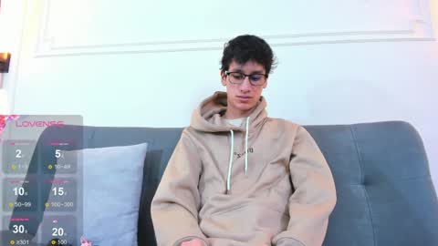 Snapshot of camilo_stark chatting on 04.28.26 Camilo online show from 04.28.26