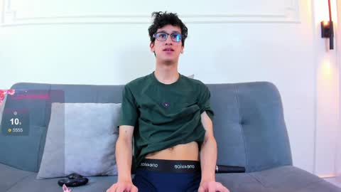 Snapshot of camilo_stark chatting on 05.05.26 Camilo online show from 05.05.26