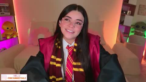 Snapshot of cammiefoalss chatting on 10.31.25 Lets reach 200 thumbs up online show from 10.31.25