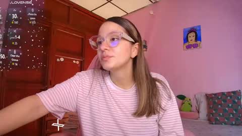 Snapshot of candase_ chatting on 02.17.26 Candase online show from 02.17.26