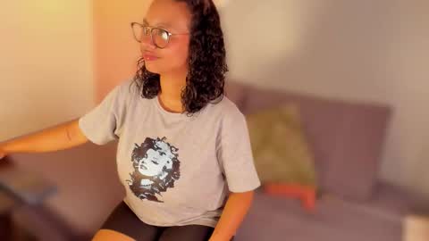 Snapshot of candela_cool chatting on 09.13.25 Candela online show from 09.13.25