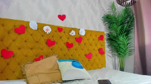 Snapshot of candise_oconnor chatting on 09.23.25 candise online show from 09.23.25