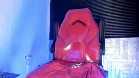 candresruiz online show from 10.10.25