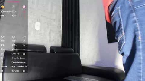 candresruiz online show from 10.25.25