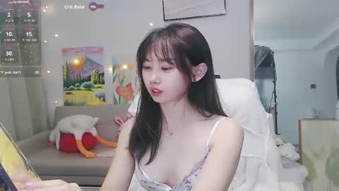 Snapshot of candy8998 chatting on 04.17.26 candy8998 online show from 04.17.26