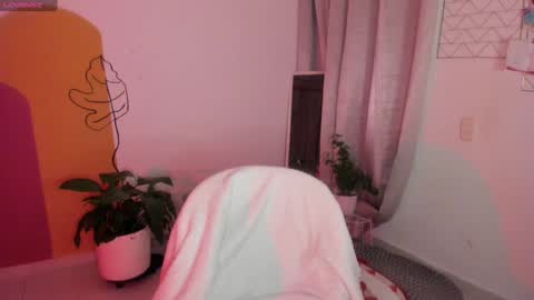   online show from 12.10.24