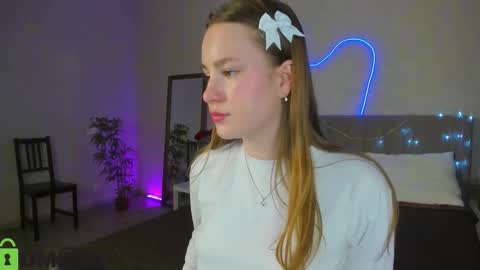 Candy online show from 12.20.25