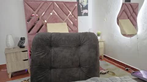 Im ChloeJoin The Fan Club online show from 07.14.26