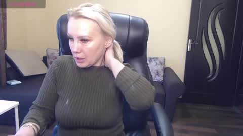 candy_hellenx online show from 04.01.26