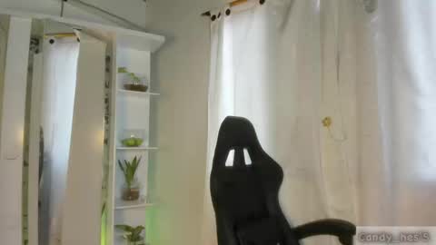 Nickol online show from 09.11.25