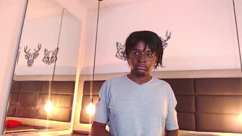 Snapshot of candy_lovee6 chatting on 11.25.25 CANDY LOVE DANNA online show from 11.25.25