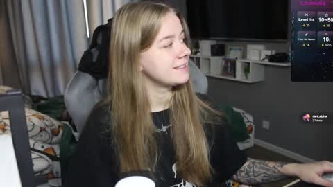 Megan online show from 12.11.24