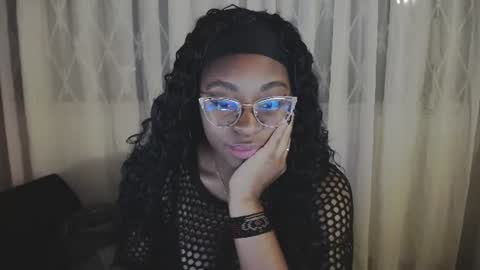 Snapshot of candy_williamss chatting on 06.28.26 cataleya online show from 06.28.26