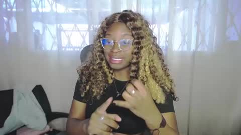 Snapshot of candy_williamss chatting on 07.01.26 cataleya online show from 07.01.26