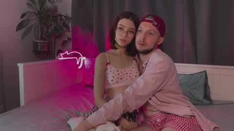 candybeee online show from 10.13.25