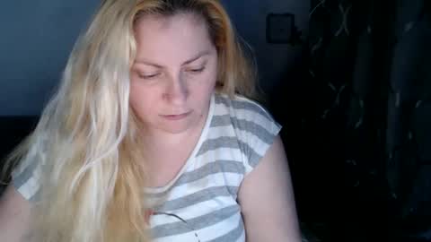 Laura online show from 02.03.25