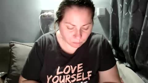 Laura online show from 10.13.25