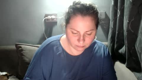 Laura online show from 12.22.25