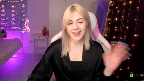 You can call me HH online show from 12.29.24