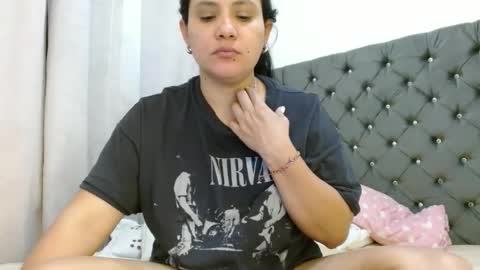 Snapshot of candyhot4 chatting on 01.15.25 candy online show from 01.15.25