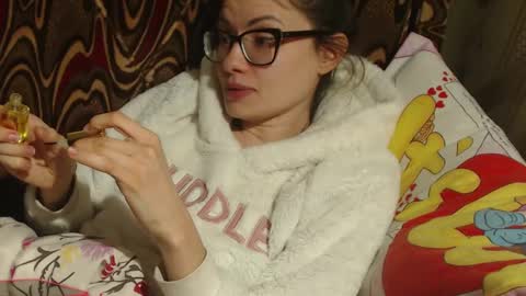 say meow and send tip  online show from 02.27.25